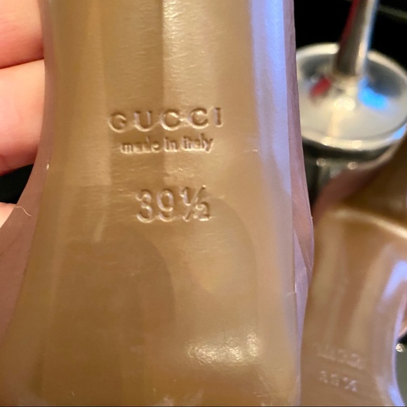 AUTH GUCCI TAN LEATHER PLATFORM W/ GOLD HORSEBIT - Picture 11 of 16